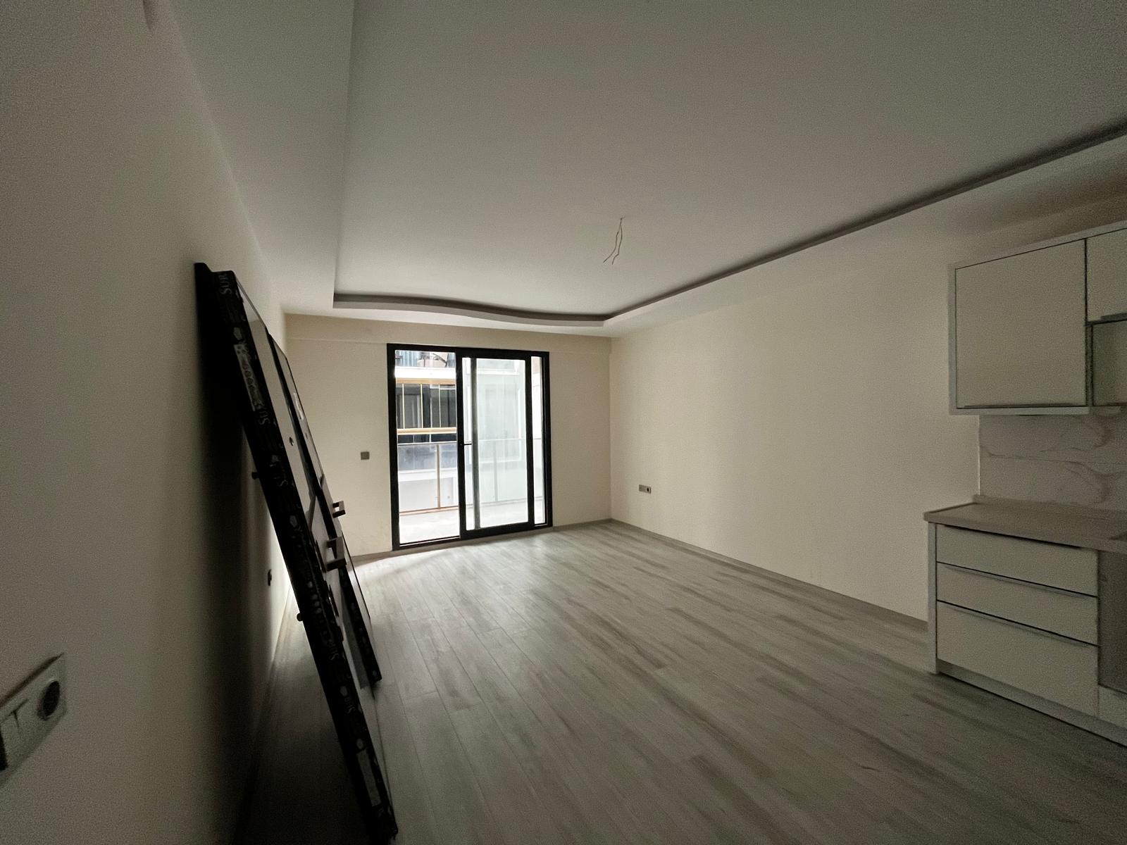 Kuşadası Güzelçamlı Yolunda Sosyal Tesisli 2+1 Daire - Görsel 2