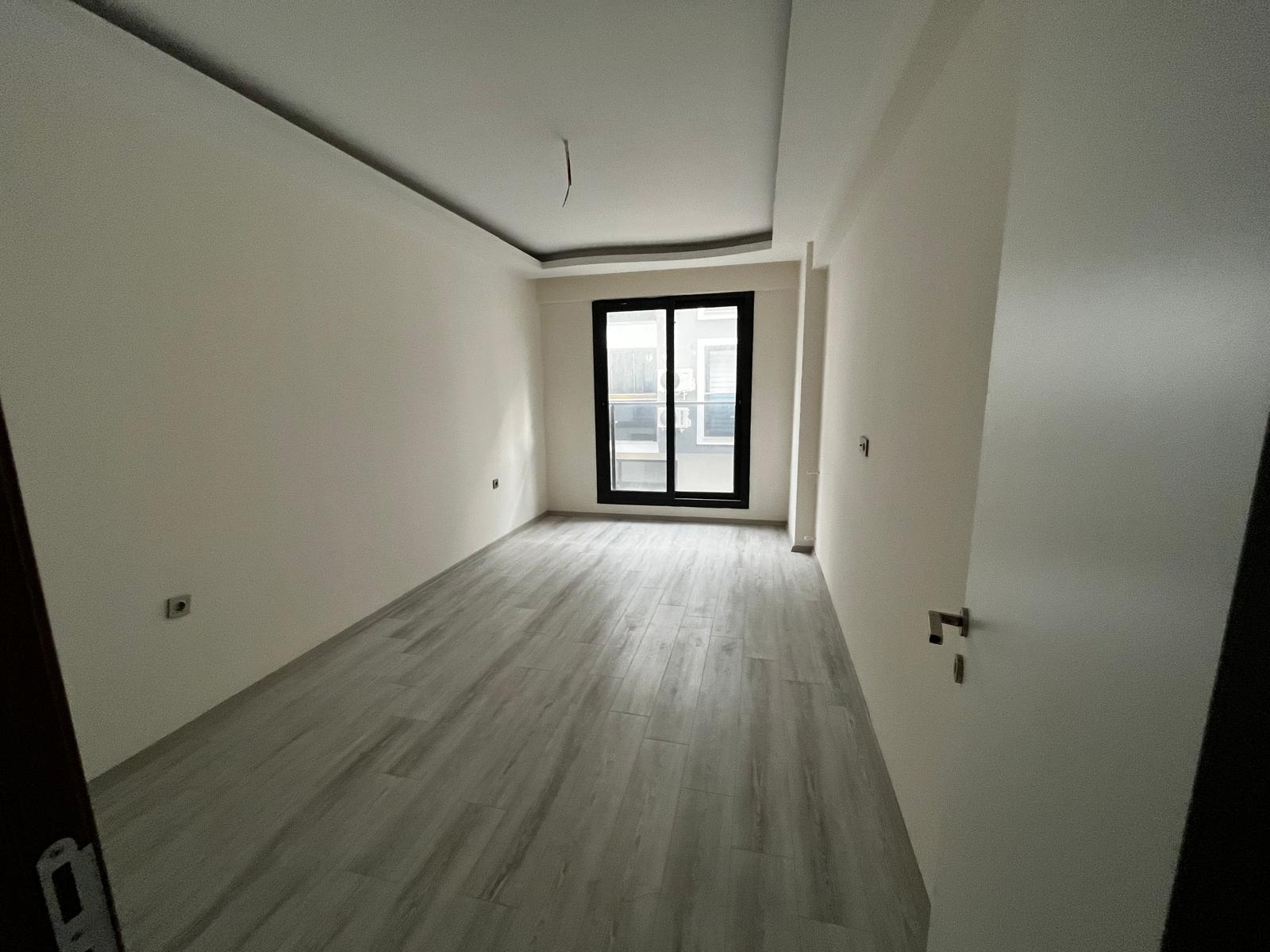 Kuşadası Güzelçamlı Yolunda Sosyal Tesisli 2+1 Daire - Görsel 3