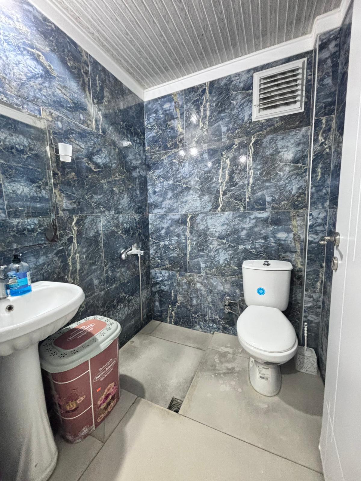 Kuşadası Davutlarda Doğa ve Deniz Manzaralı Eşyalı Kiralık 2+1 Daire - Görsel 4