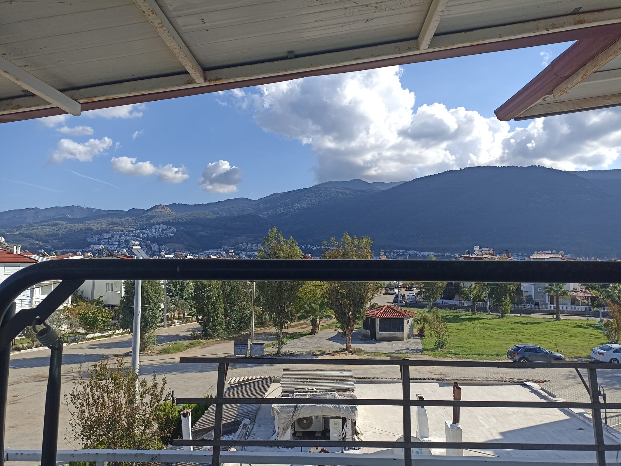 Kuşadası Güzelçamlı Çamlık Sahil Sitesinde Satılık 3+1 Bahçeli Bağımsız Satılık Villa - Görsel 6