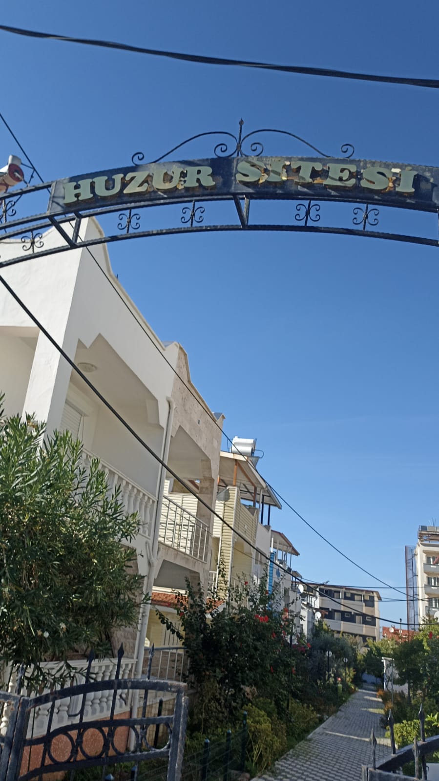 Kuşadası Güzelçamlı’da Denize 50 Metre Satılık Tribleks Villa - Görsel 3