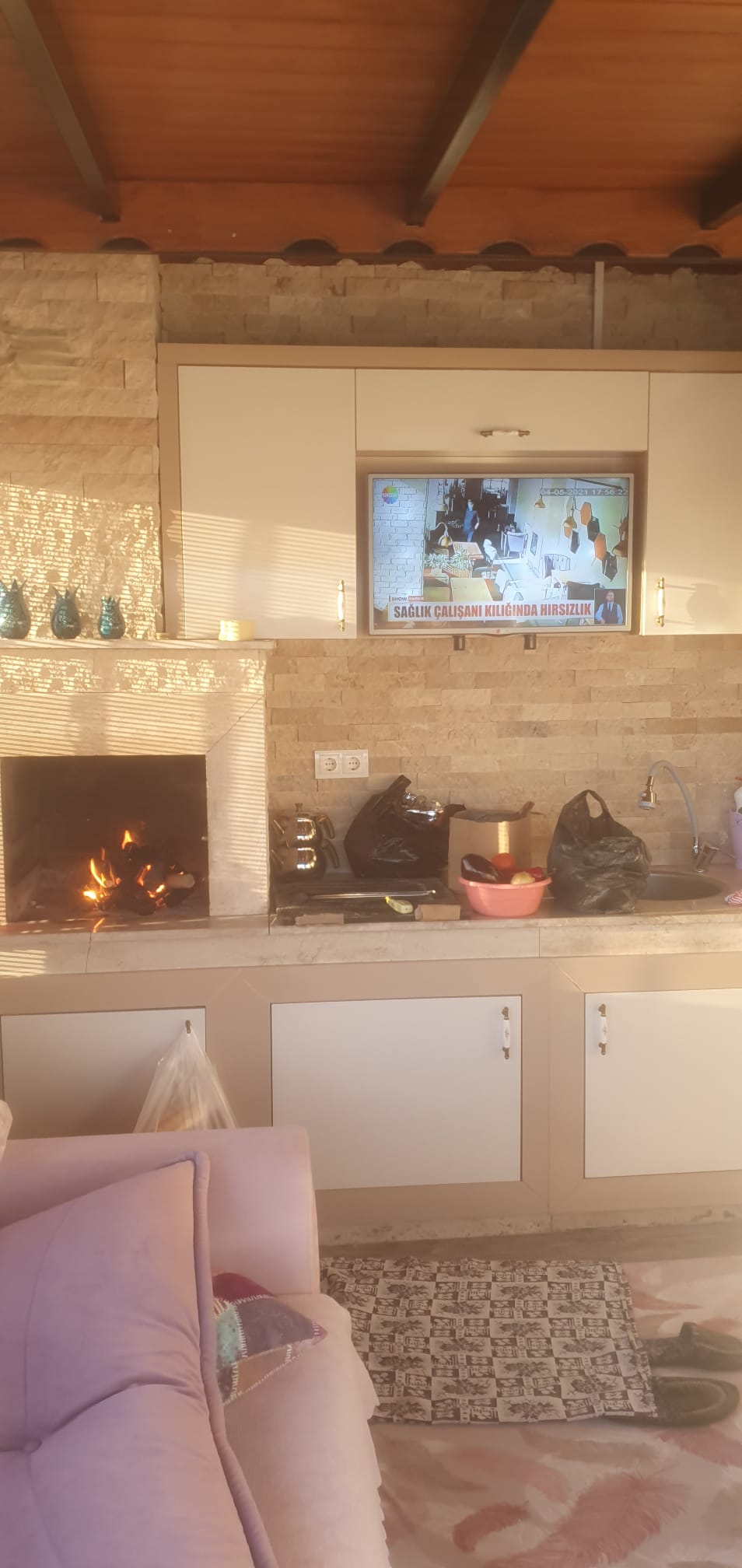 Davutlar Sahilde Satılık 4+1 Villa - Görsel 3